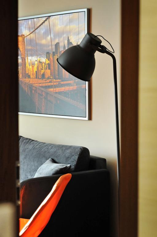 Apartment Numer 5 *